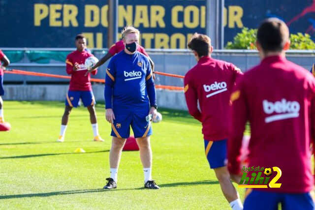 كومان يعلق على أداء لاعبي برشلونة بالتدريبات