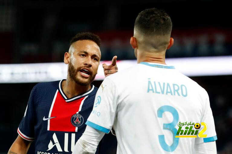 القرد ابن العا… العنصريه بدأت على نيمار في الدوري الفرنسي.. فهل يطلب الرحيل ؟