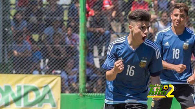 من هو أليكس لونا الذي يرى فيه برشلونة ميسي الجديد ؟