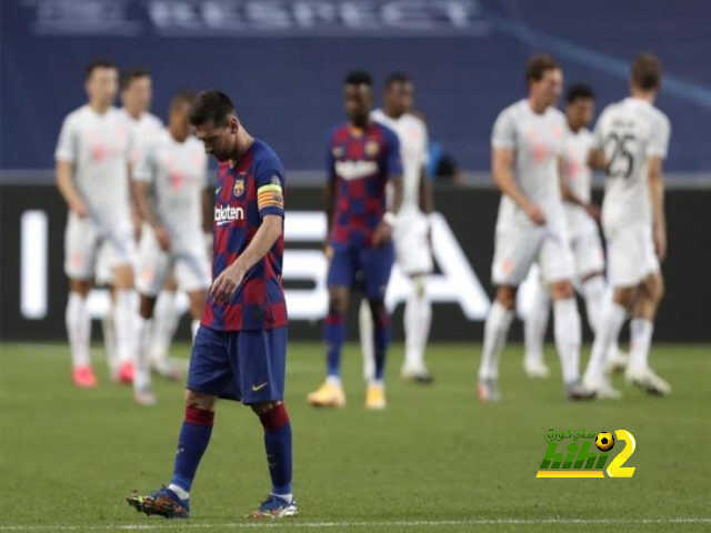 صراع خارج الملعب بين برشلونة وبايرن ميونخ