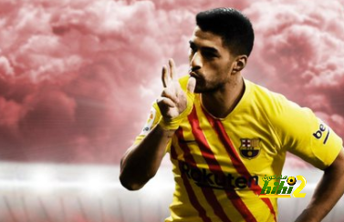 سواريز يفسخ عقده مع برشلونة