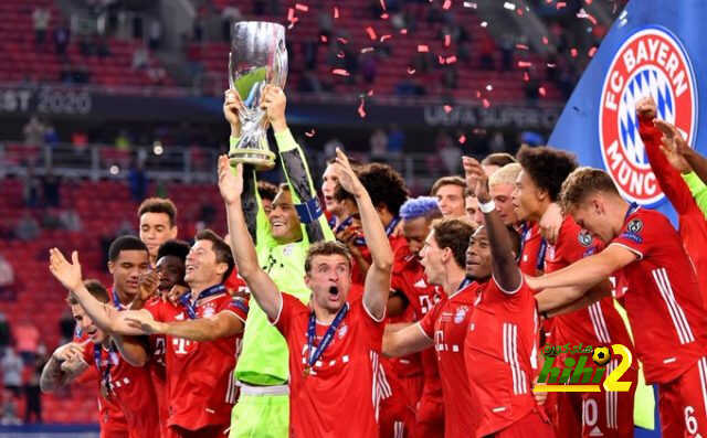 مولر يحتفل بالكأس الآوروبي