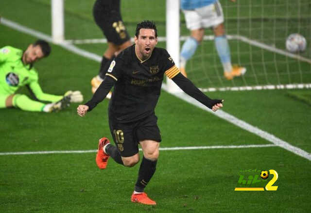 كم لاعب تعرض للإهانة في تاريخه بسبب ميسي ؟