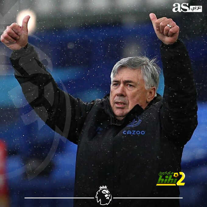 إيفرتون أنشيلوتي حصان البريميرليغ الأسود