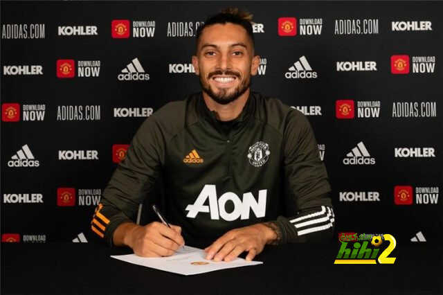 أليكس: أريد مواصلة الفوز بالألقاب في مانشستر يونايتد!
