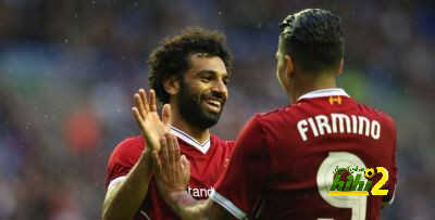 فيرمينو يغدق المديح في محمد صلاح