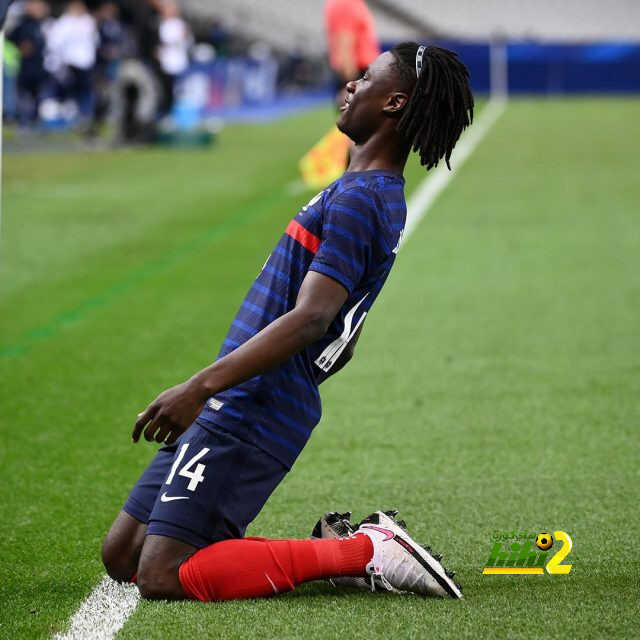 اليونايتد يزاحم ريال مدريد على ضم كامافينجا