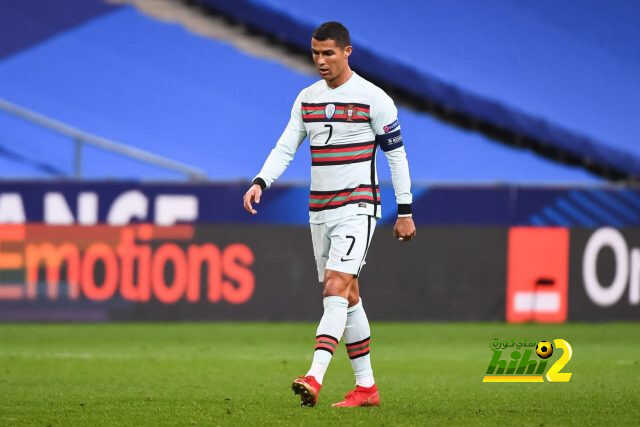 هل يغيب رونالدو عن مباراة برشلونة؟