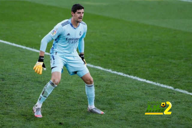 كورتوا جاهز لحراسة عرين ريال مدريد أمام قادش