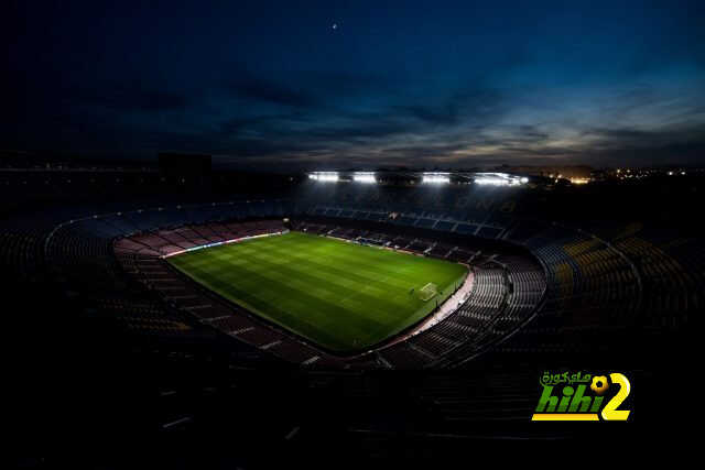 برشلونة يطالب اليويفا بعودة الجماهير
