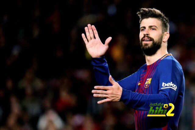 أسباب تجديد برشلونة عقد بيكيه رغم كبر عمره وأدائه المهتز
