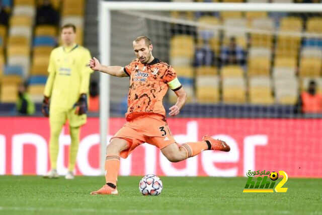 كيلليني يقود دفاع يوفينتوس أمام برشلونة