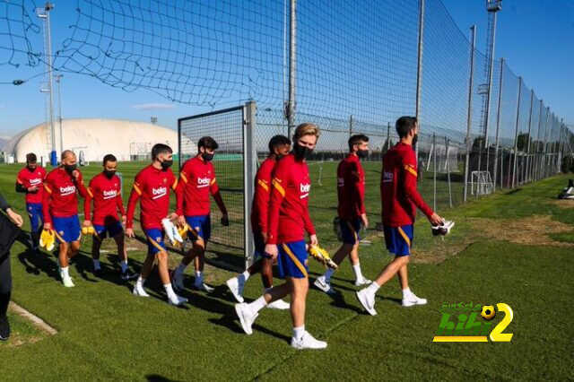 لاعبو برشلونة مضطرون لقبول تخفيض الرواتب لتجنب الإفلاس ..وتهديد جديد في يناير