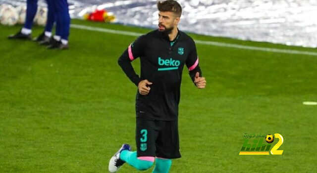 برشلونة يهنئ بيكيه على رقمه القياسي الجديد أمام ألافيس