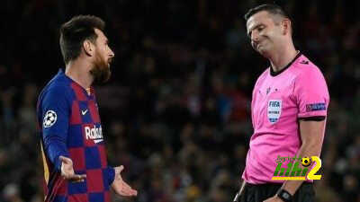 الكشف عن حكم مباراة برشلونة ودينامو كييف