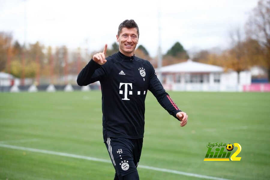 2020 حولت ليفاندوفسكي من لاعب بارع إلى لاعب عظيم