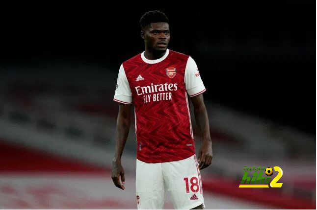 أرسنال يقترب من إستعادة لاعب خط وسط الفريق