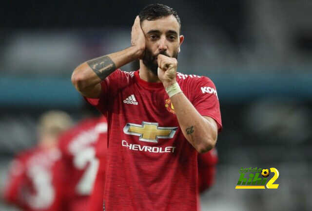 هل يرحل برونو فيرنانديز إلى برشلونة ؟