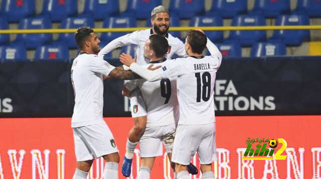 إيطاليا تحافظ على شباكها نظيفة وتتقدم بهدف في الشوط الأول..
