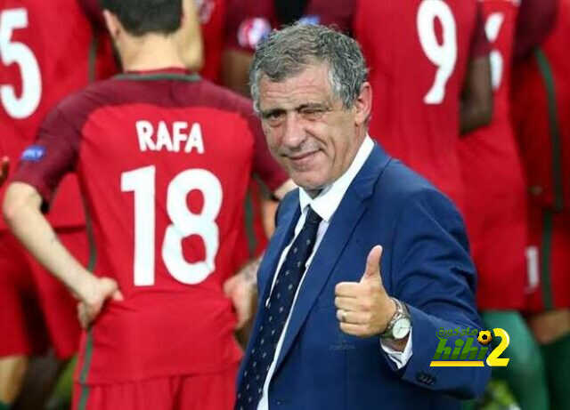 سانتوس يقترب من دخول التاريخ مع البرتغال