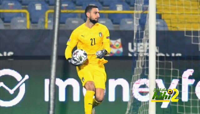 إيطاليا تواصل التألق مع مانشيني