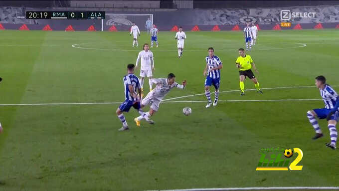 بالصور : أخطاء الحكام تتواصل والضحية مدريد !