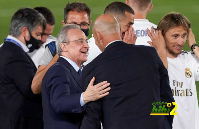 لاعبو ريال مدريد يوعدون بيريز بتصحيح المسار