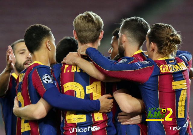 صورة: برشلونة يحتفل بلاعبيه بسبب نتائج دوري الأبطال