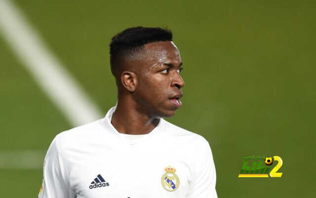 فينيسيوس جونيور يصيب مسؤولي ريال مدريد بالصدمة