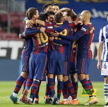 غرفة ملابس برشلونة تحقق الهدف
