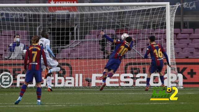 دورو ينتقد حكم مباراة برشلونة وفالنسيا بشدة