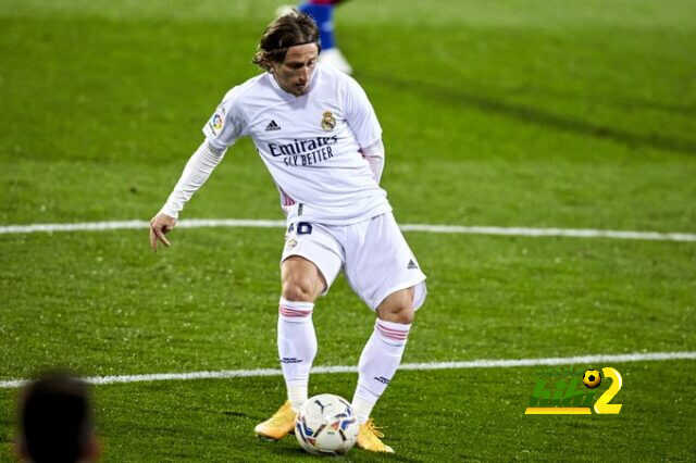 لوكا مودريتش .. ساحر في ريال مدريد!