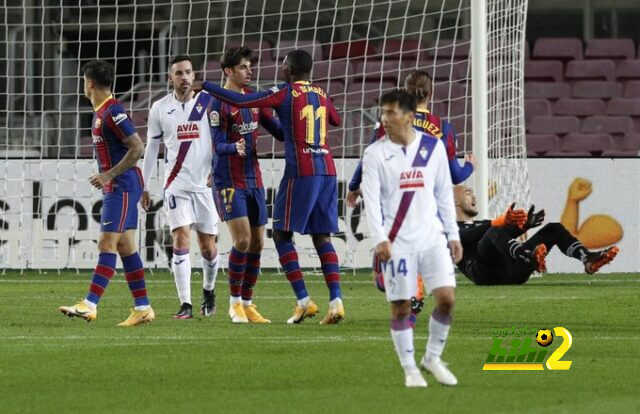 صحفي كتالوني ينهار بعد تعادل برشلونة مع إيبار!