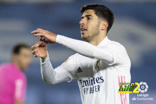 سانز يشيد بثنائي ريال مدريد بعد الفوز أمام سيلتا فيغو