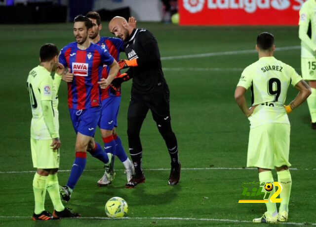 إنجاز تاريخي لحارس مرمى إيبار بعد هدفه في أتلتيكو مدريد