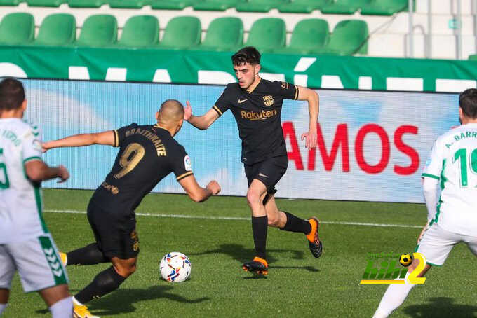 هل أصبح ميسي حملاً زائدًا على برشلونة؟!