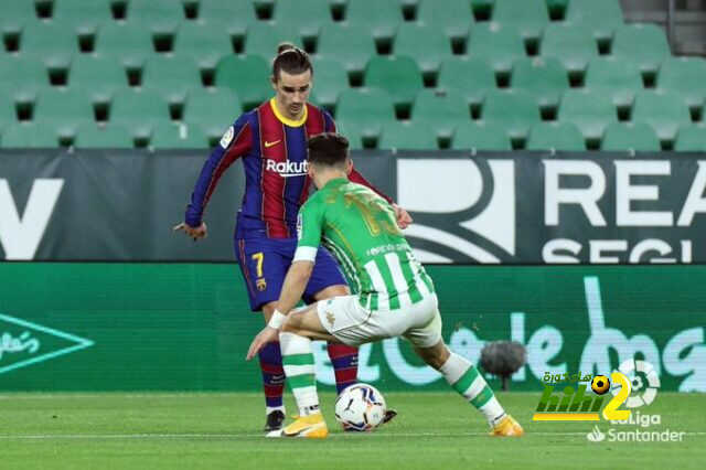 خبير تحكيمي يصدم عشاق برشلونة بشأن ركلة جزاء بيتيس!
