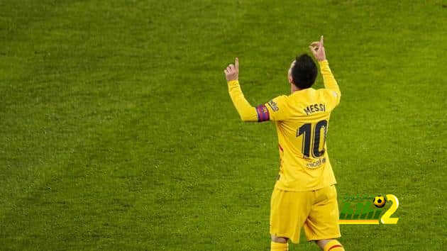 دومينيك يطالب برشلونة بإقصاء باريس سان جيرمان بسبب ميسي
