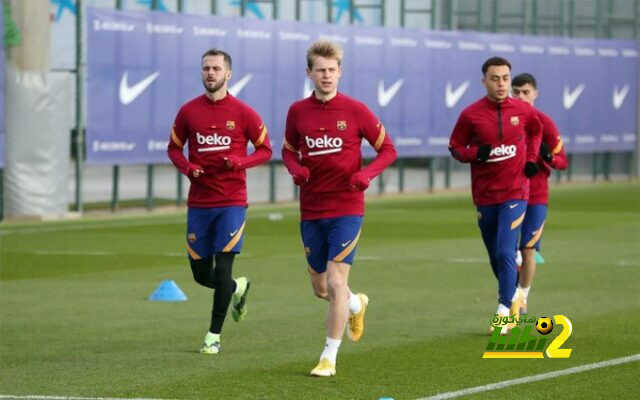 قائمة برشلونة لمواجهة الافيس تشهد عودة بيانيتش وديست