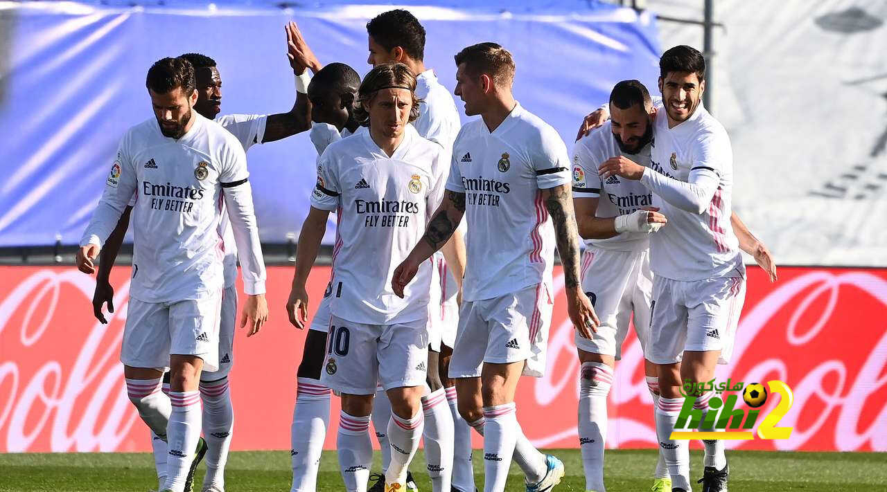 قذيفتى بنزيما وكروس تقودا الريال للتقدم في الشوط الأول!