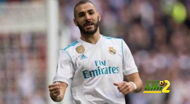 بينزيما يواصل تألقه أمام فالنسيا