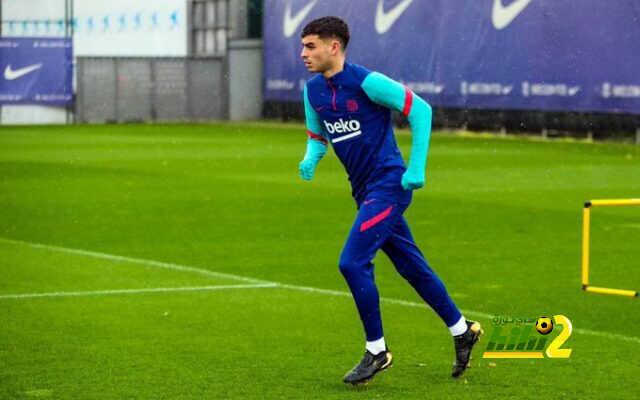 فيديو: برشلونة يستعد لمواجهة إلتشي وسط أجواء تعيسة