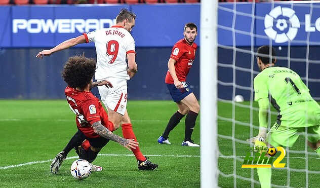 بيدريرول يهنئ إشبيلية على انتزاع مكان برشلونة