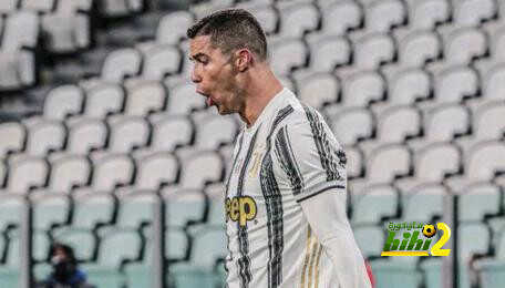 كريستيانو يتخطى كاسياس