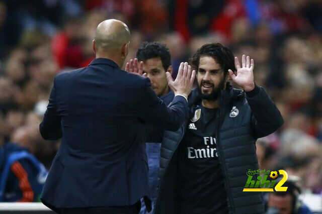 زيدان يفكر في عقد مفاجأة مدوية بتشكيلة ريال مدريد أمام أتالانتا