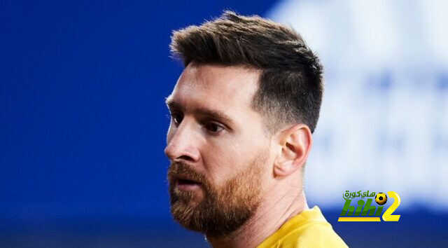 ثمانية لاعبون راحلون عن برشلونة من أجل عيون هالاند