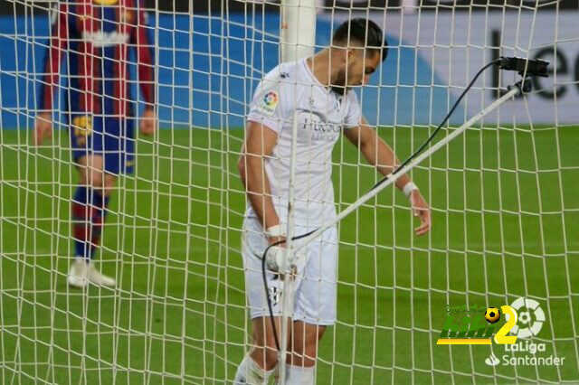 لاعب هويسكا يكشف أسباب الهزيمة القاسية من برشلونة