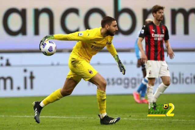 رايولا يواصل الضغط على ميلان بمفاوضات تجديد عقد دوناروما