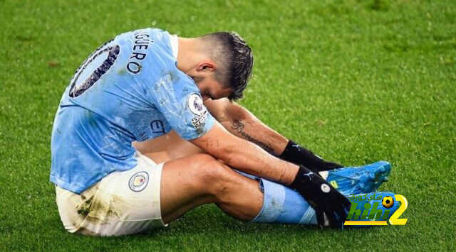 صحفي كتالوني: أغويرو مستعد لخفض راتبه من أجل برشلونة
