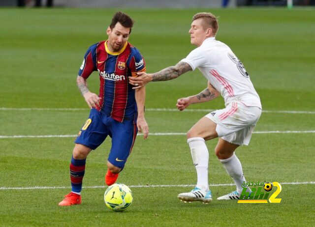 لاعب برشلونة يتحدث عن كلاسيكو الليلة وفرص فريقه في الفوز